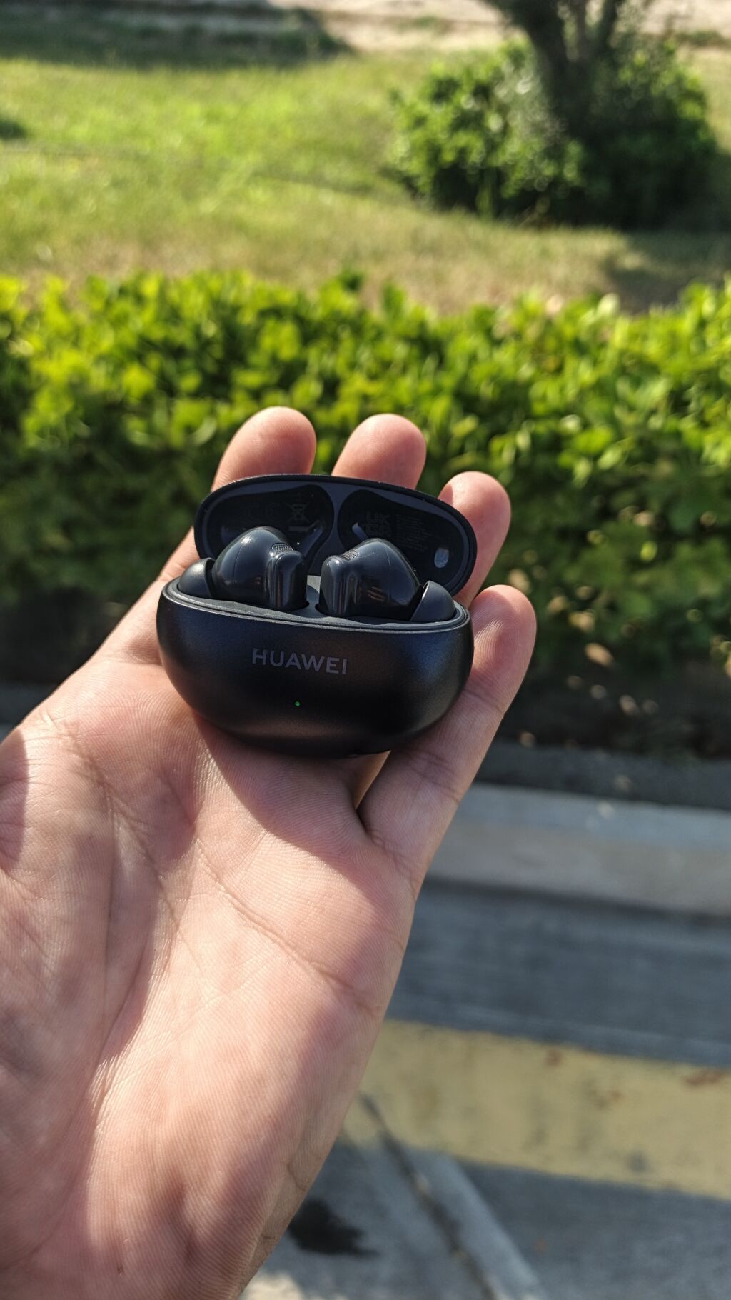 Huawei True Wireless qulaqlıq - Model: Huawei FreeBuds (şarj qutulu — Qulaqcıqlar, Mehdiabad
