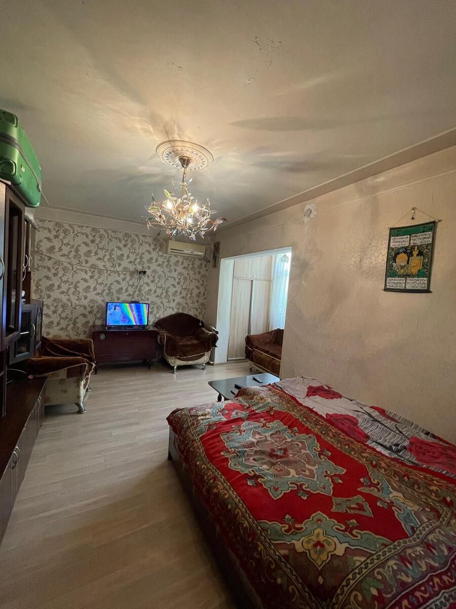 Satılır 2 otaqlı köhnə tikili 35 m² — Mənzil, Bakı