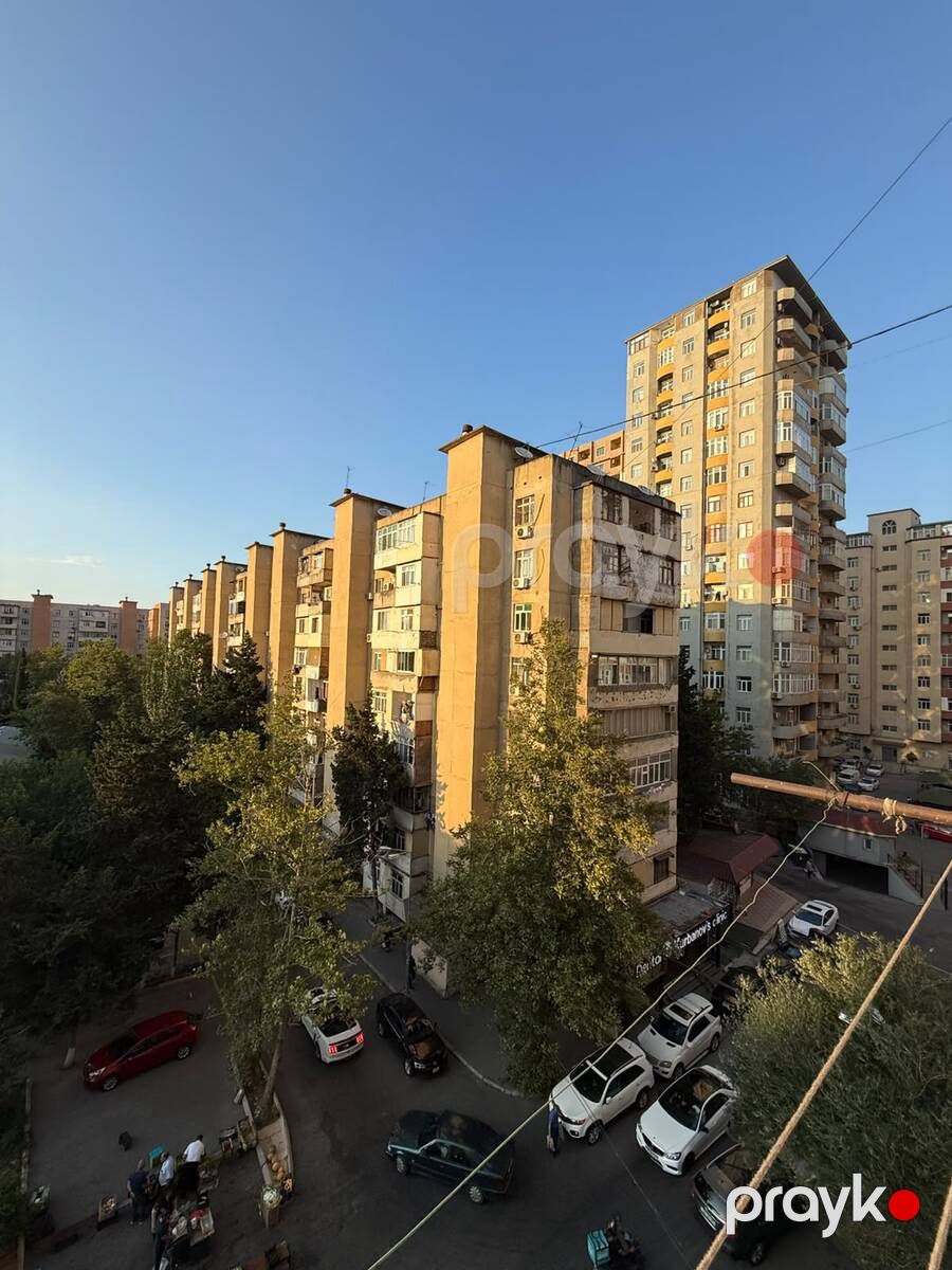 Satılır 4 otaqlı köhnə tikili 100 m² — Mənzil, Bakı (2)