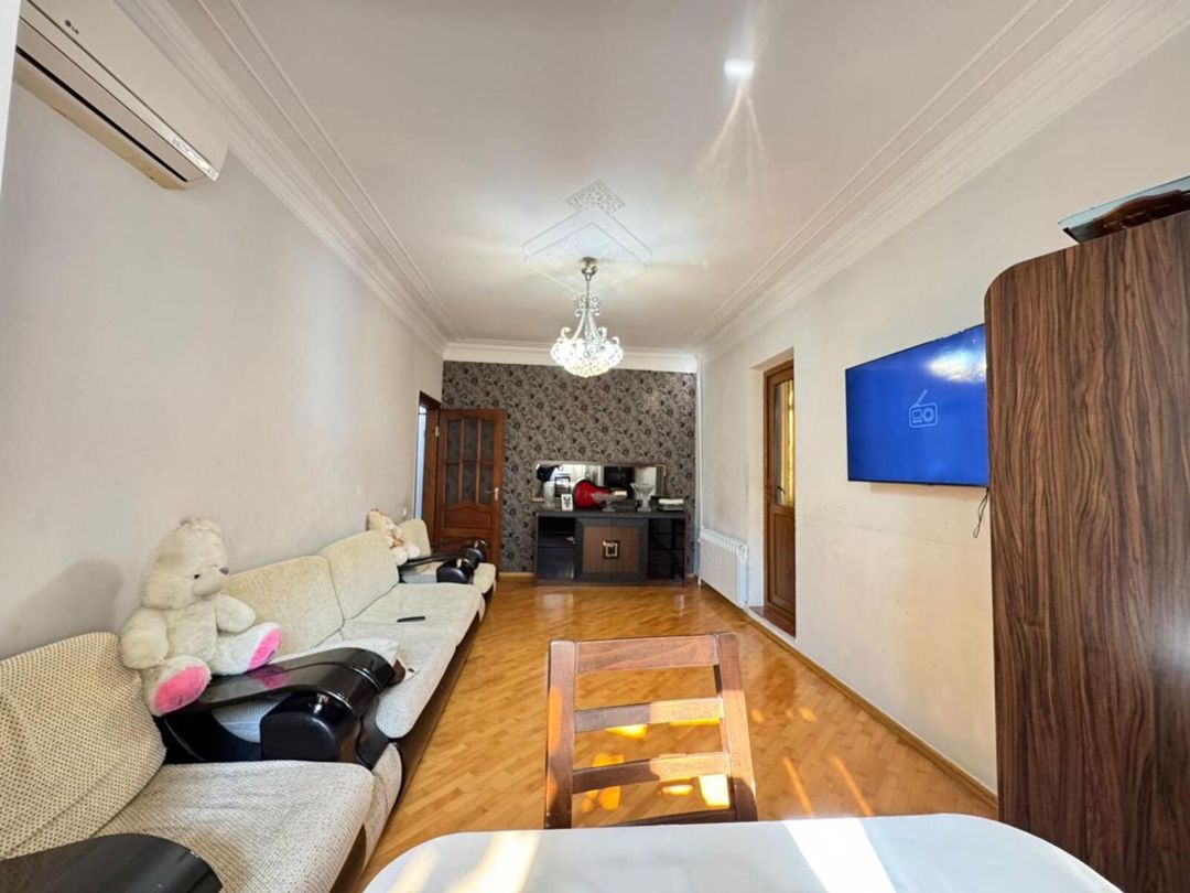Satılır 4 otaqlı köhnə tikili 112.4 m² — Mənzil, Bakı (2)