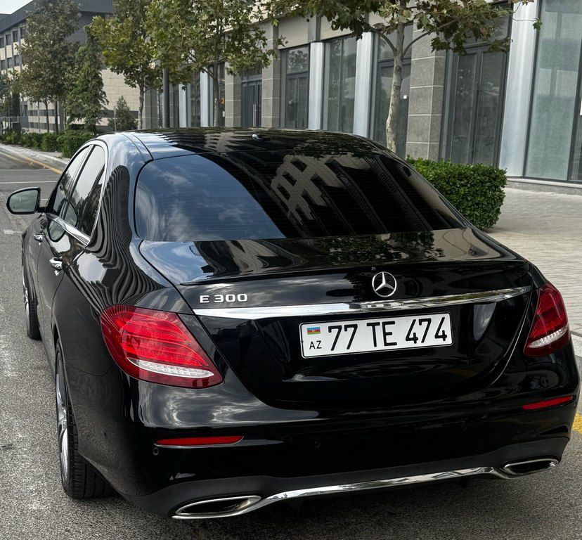 Mercedes E 250, 2.0 L, 2018 il, 150 000 km — Avtomobillər, Bakı (2)