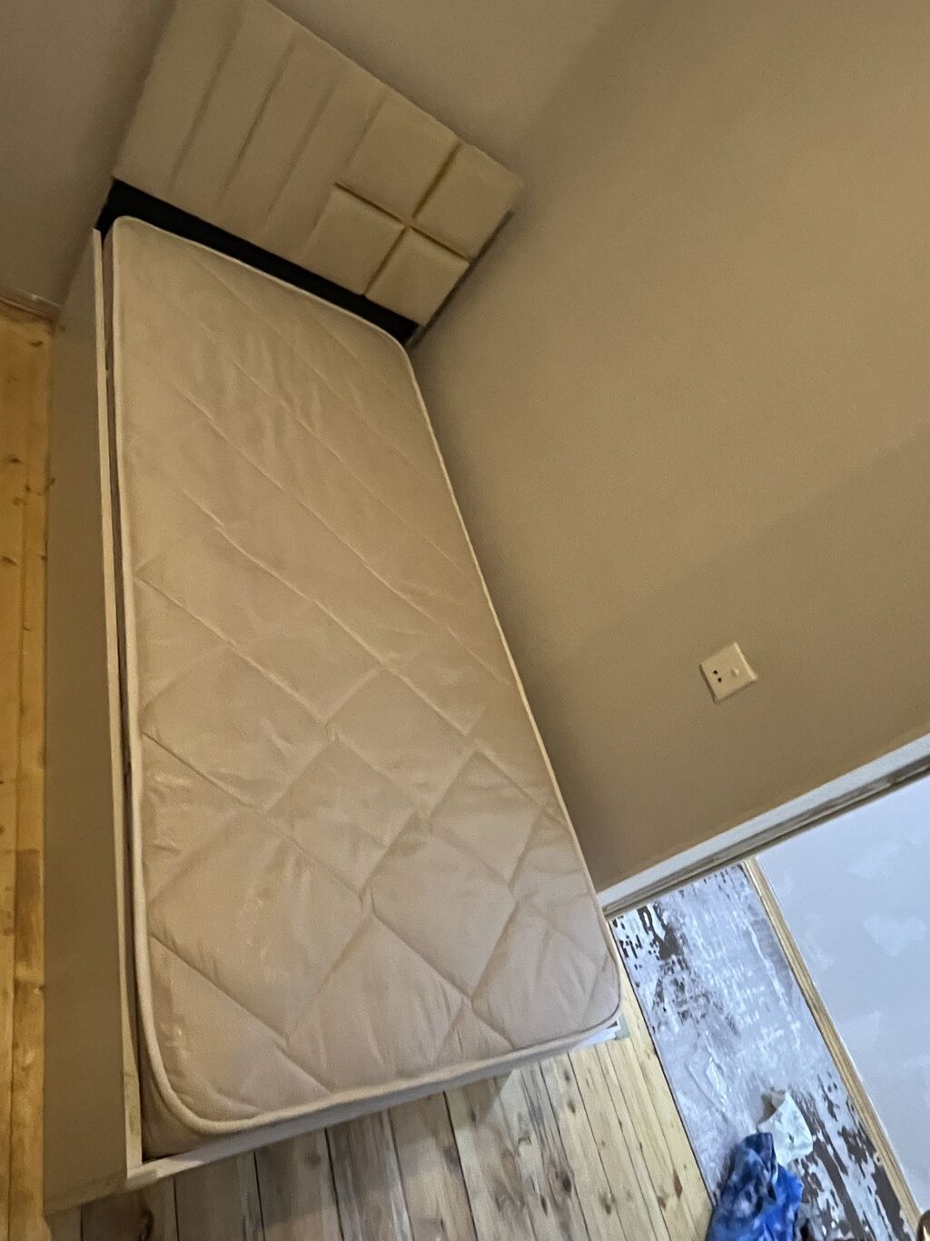 İşlənmiş, Təknəfərlik çarpayı, Bazalı, Matras ilə — Mebel, Digah (4)