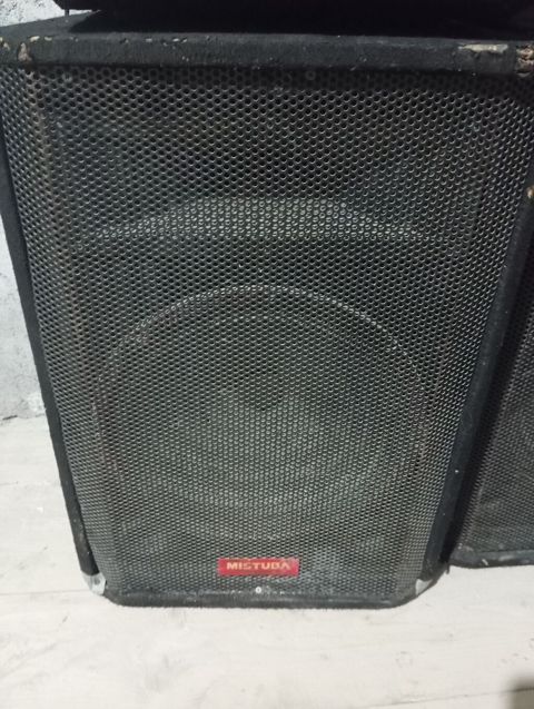 Səs sistemi komplekti satılır. Dəstə 2 ədəd MISTUBA akustik kolonka və