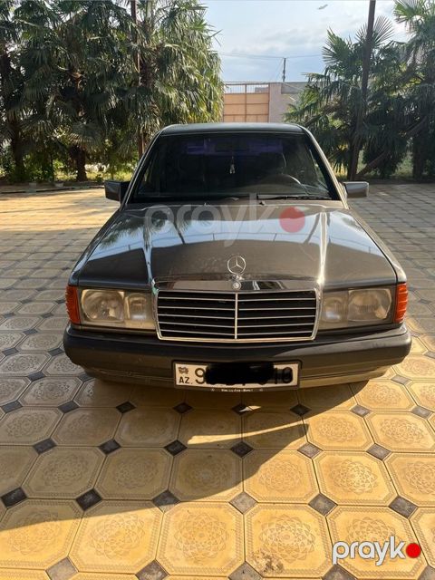 Mercedes 190, 2.0 L, 1991 il, 227 000 km