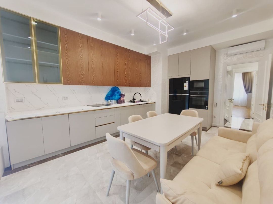 İcarəyə verilir 3 otaqlı yeni tikili 140 m² — Mənzil, Bakı (4)