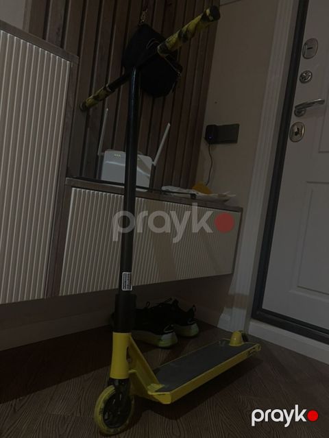 Freestyle skuter – Kometa, sarı-qara — Bakı