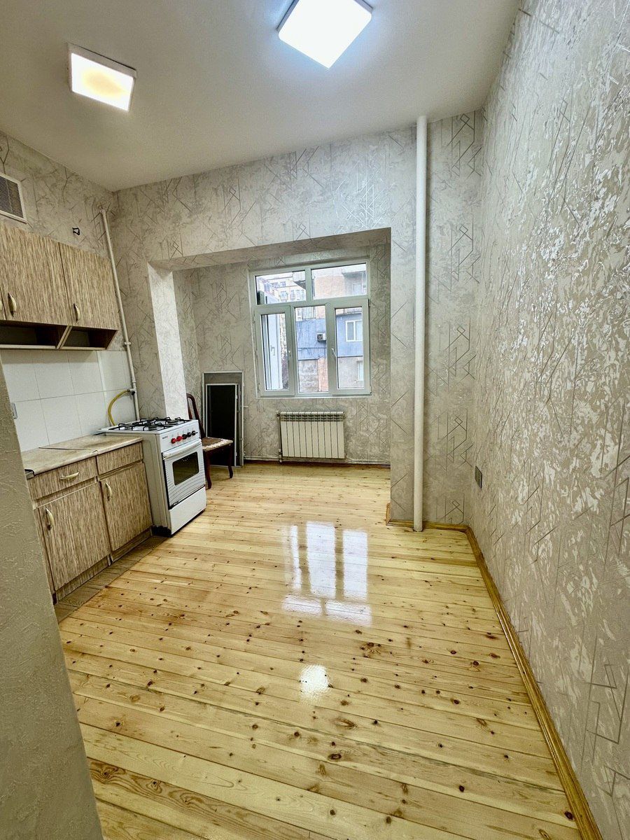 Satılır 2 otaqlı köhnə tikili 50 m² — Mənzil, Bakı (9)