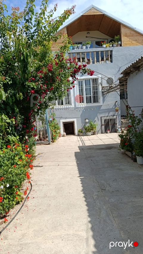 2 otaqlı, 113 kv. m, Yeni təmirli