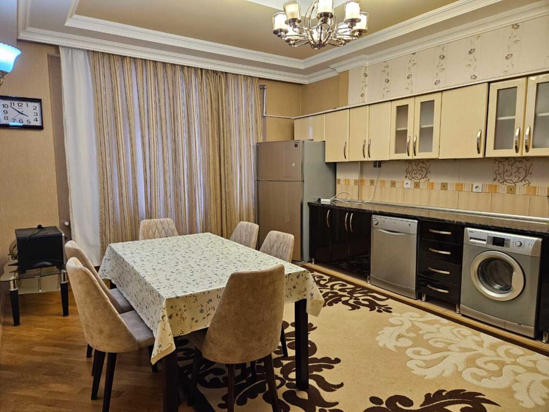 İcarəyə verilir 3 otaqlı yeni tikili 140 m² — Mənzil, Bakı (5)