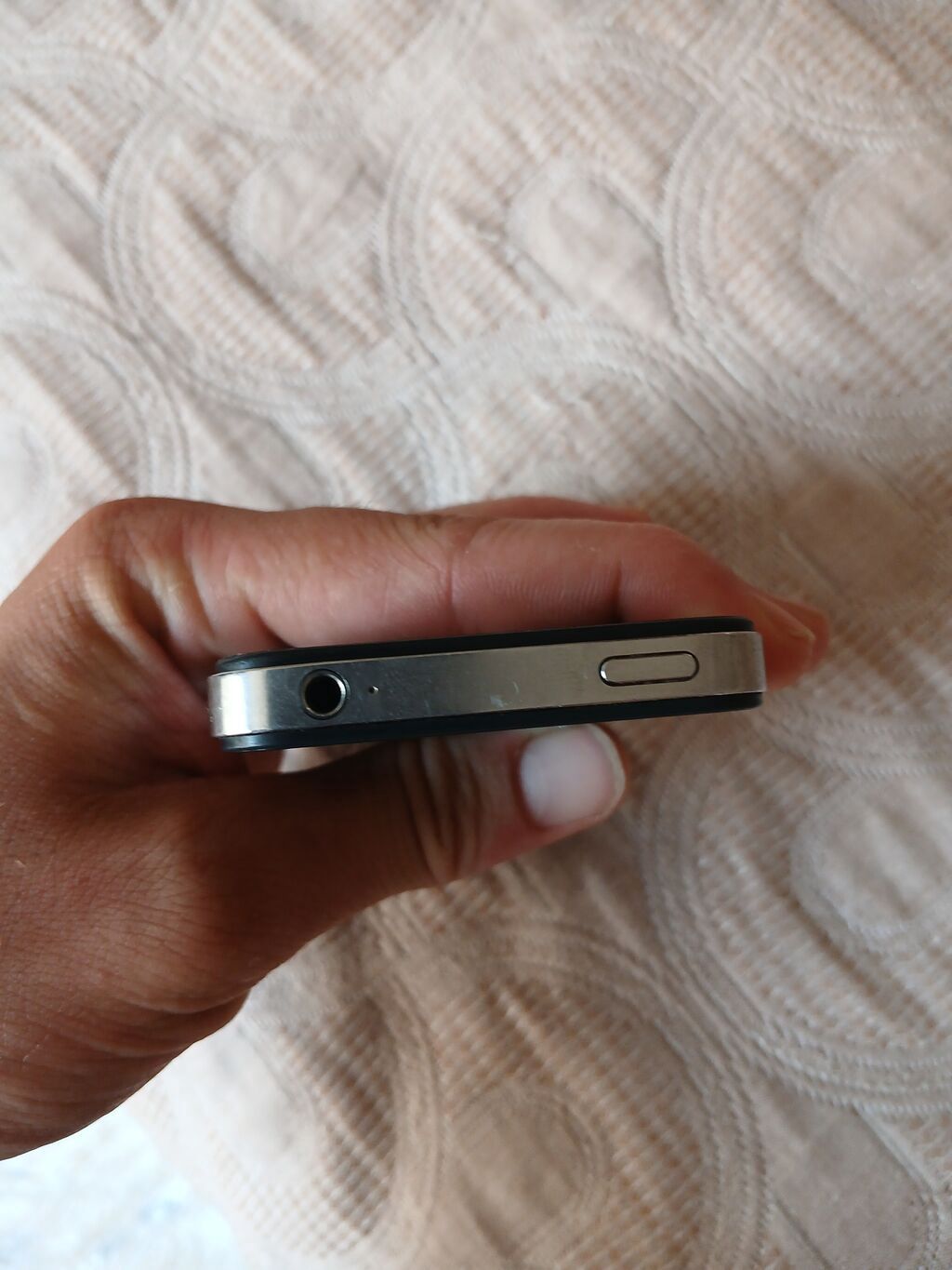 IPhone 4, Qara, Qırıq — Apple iPhone, Xaçmaz (3)