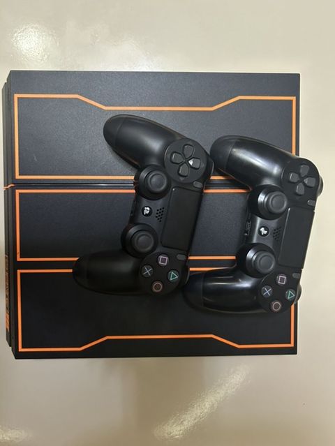 PlayStation 4 – Call of Duty: Black Ops III Limited Edition konsol