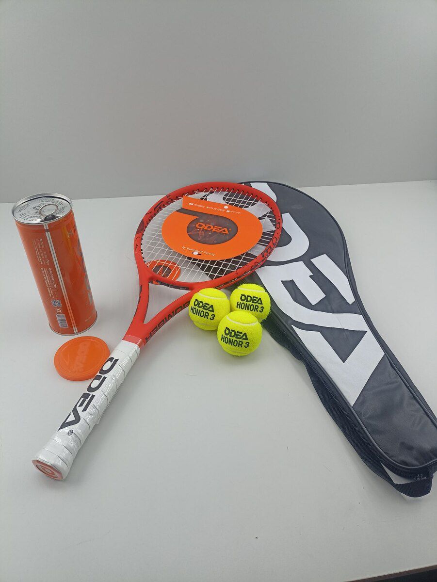 Tennis raketkası və topu Odea — Mallar, Bakı