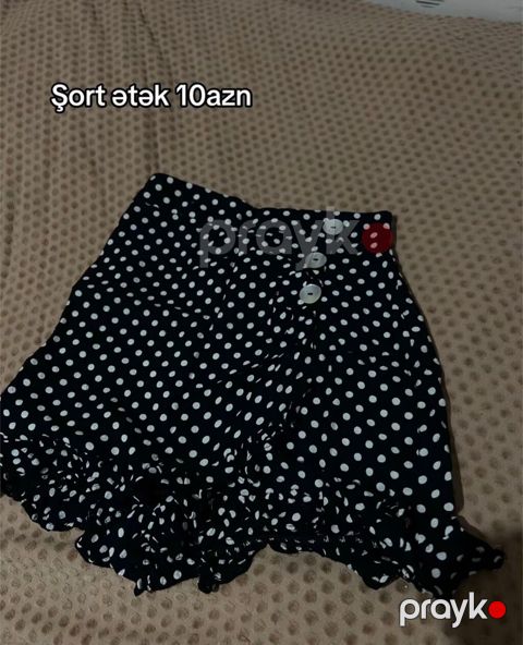 Qara nöqtəli şort ətək — Bakı
