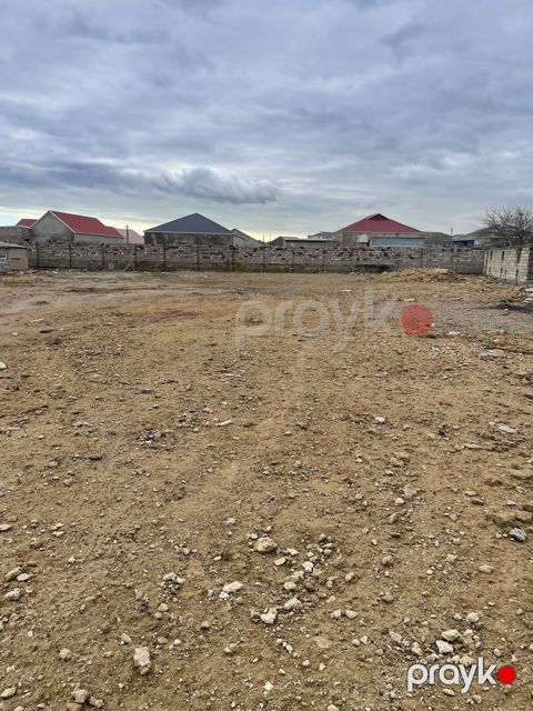 Satılır obyekt 947 m² — Bakı