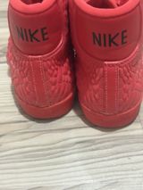 Nike qırmızı idman ayaqqabısı Orijinal 39 ölçü - Rəng: Tam qırmızı — Zamiq