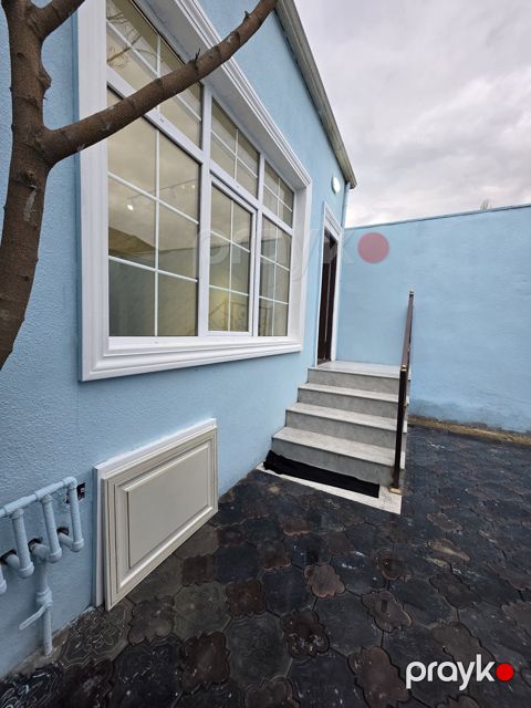Satılır 3 otaqlı həyət evi/bağ evi 60 m²