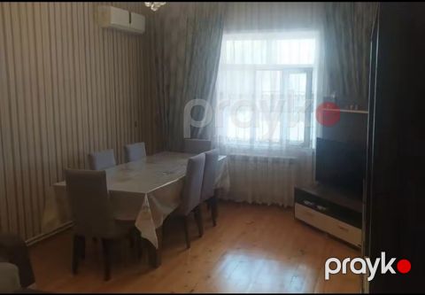 Satılır 3 otaqlı həyət evi/bağ evi 100 m²