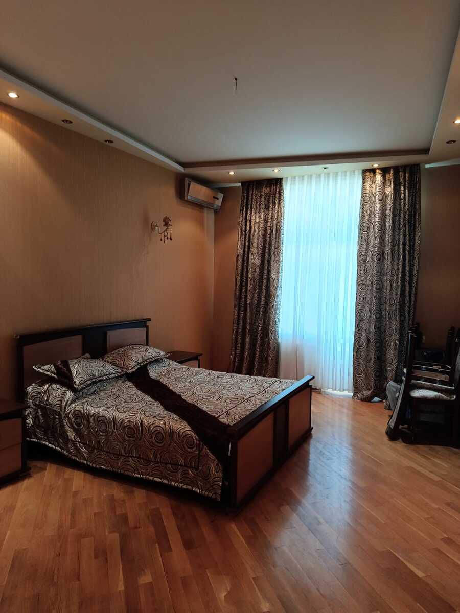 Satılır 4 otaqlı köhnə tikili 190 m² — Mənzil, Bakı (8)