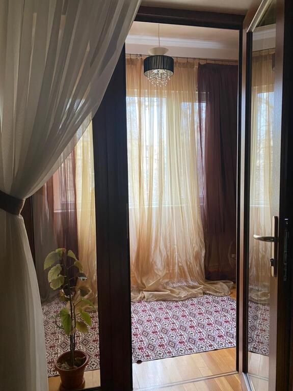 İcarəyə verilir 2 otaqlı köhnə tikili 56 m² — Mənzil, Bakı (8)