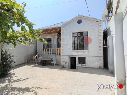 Satılır 4 otaqlı həyət evi/bağ evi 110 m²