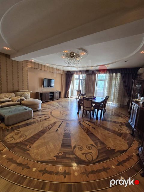 Satılır 3 otaqlı yeni tikili 161 m²