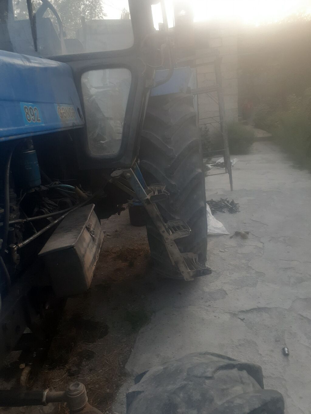 Minsk Traktor Zavodu (MTZ) Belarus 892 traktor - Güc sinfi: 80–90 — Traktorlar, Bakı (5)