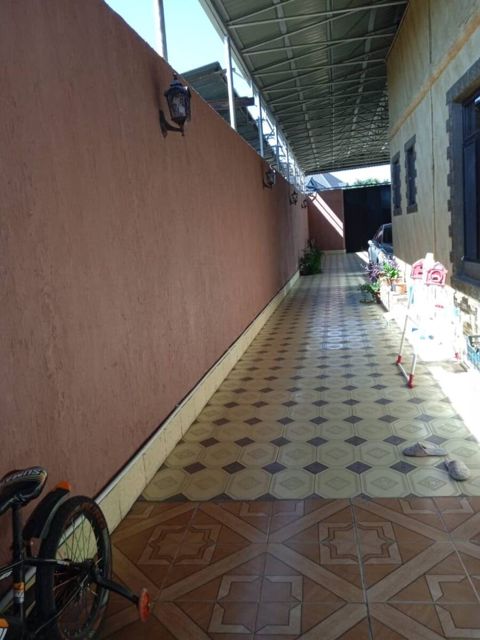 Satılır 5 otaqlı həyət evi/bağ evi 120 m²