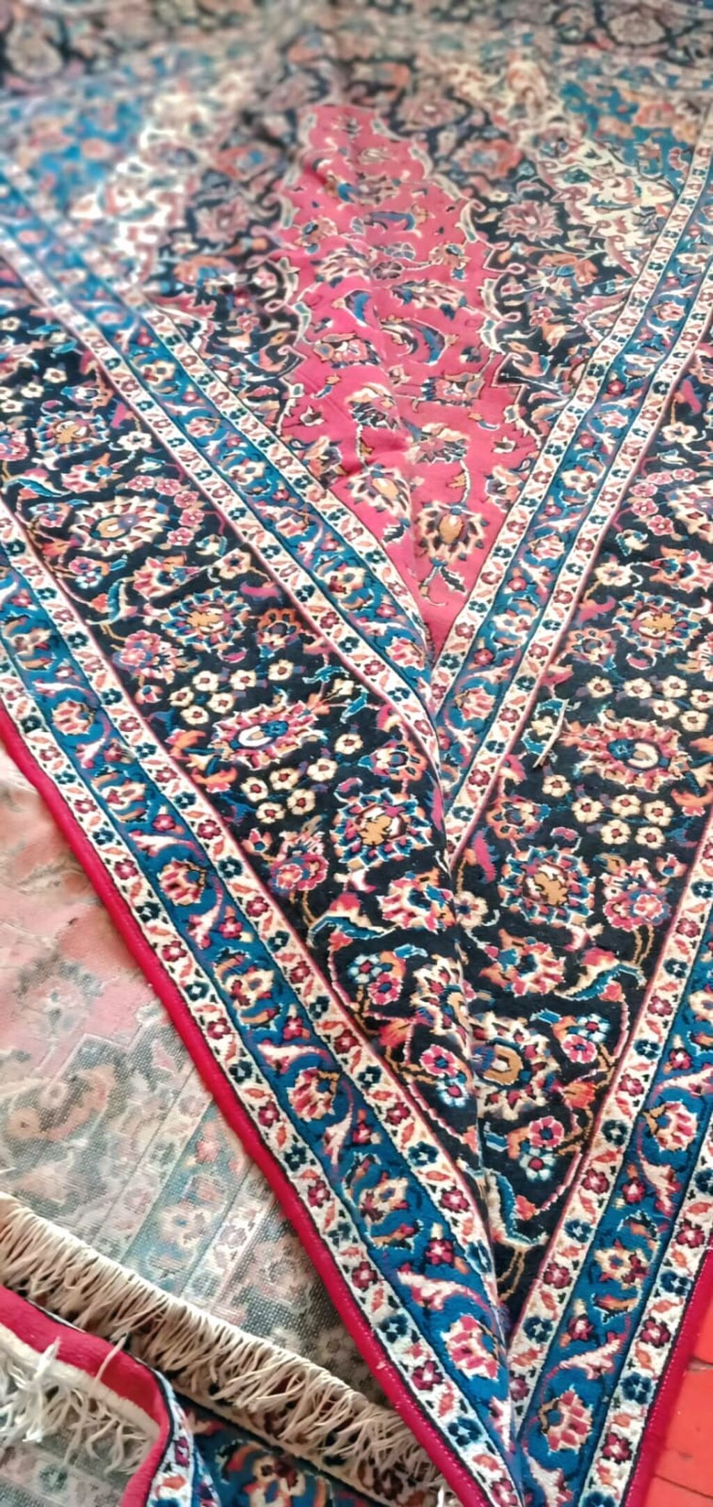 Xalça Dekorativ — Xalılar, Bakı (2)