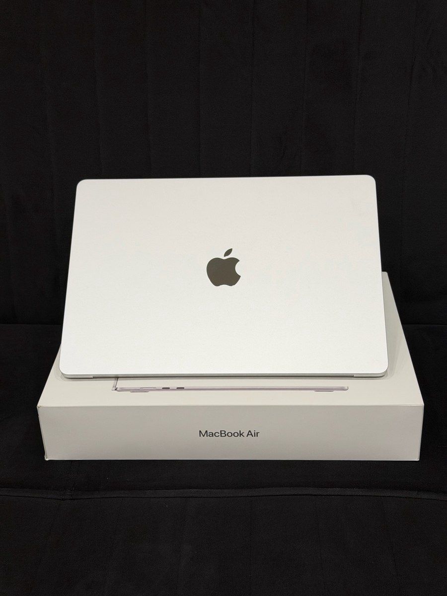 Apple Macbook Air 15 inch M5 16/1TB Silver — Elektronika, Bakı (2)