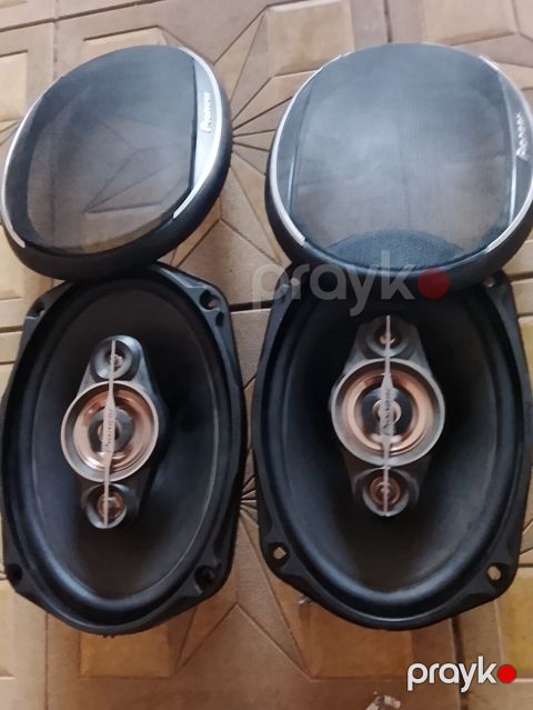 Pioneer 650 avtomobil qulaqcıqları
