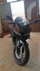 Yamaha R15, 150 sm3, 2024 il, 35 000 km — Otomobil