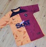 Turkiyeden alinib S razmer Məhsul: Galatasaray futbol forması (Nike) — Спорт и отдых