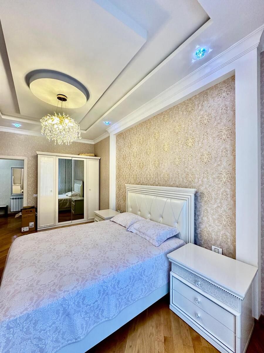 Satılır 3 otaqlı köhnə tikili 100 m² — Mənzil, Bakı (10)