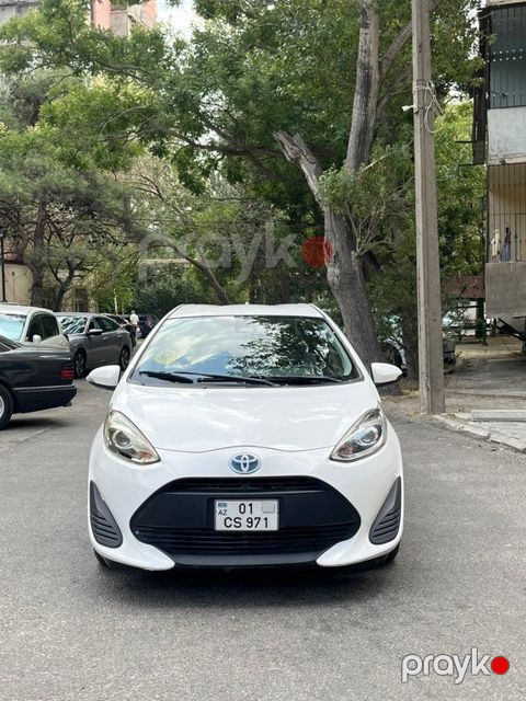 Toyota Aqua, 1.5 L, 0.87 kWh, 2018 il, 116 765 km