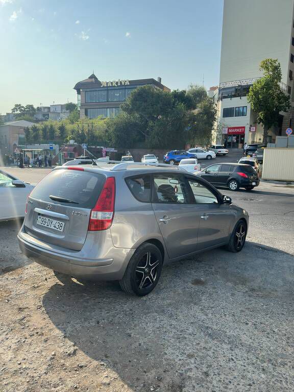 Hyundai i30, 1.6 L, 2010 il, 242 199 km — Avtomobillər, Bakı (3)