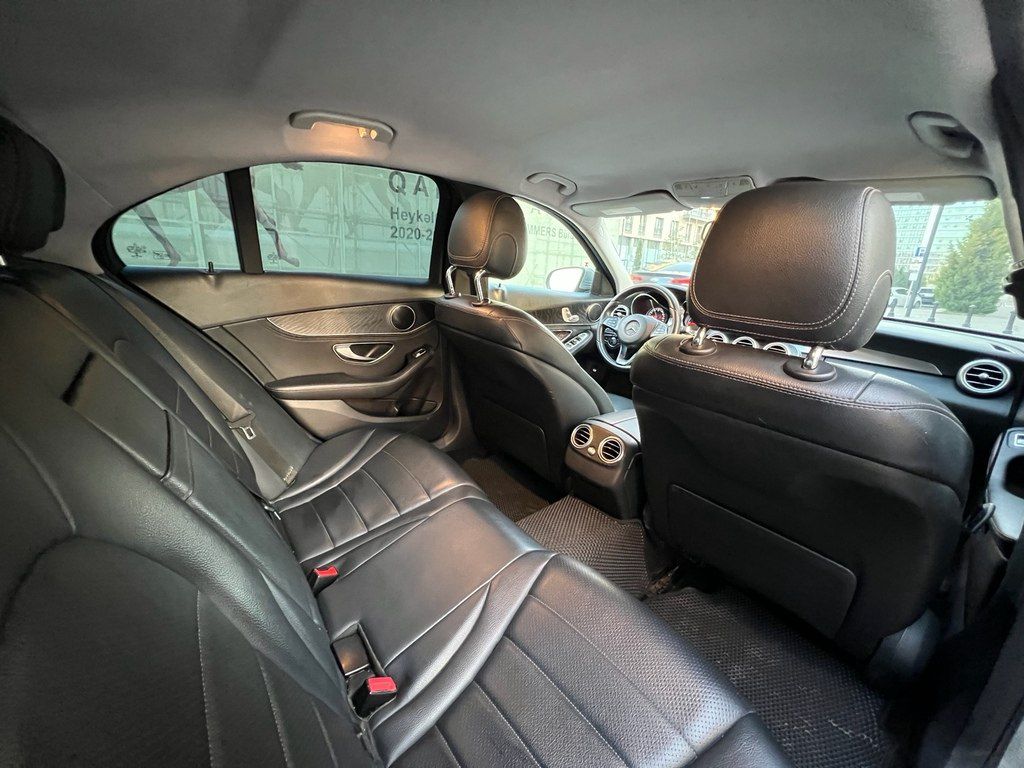 Mercedes C 300, 2.0 L, 2015 il, 270 000 km — Avtomobillər, Bakı (4)