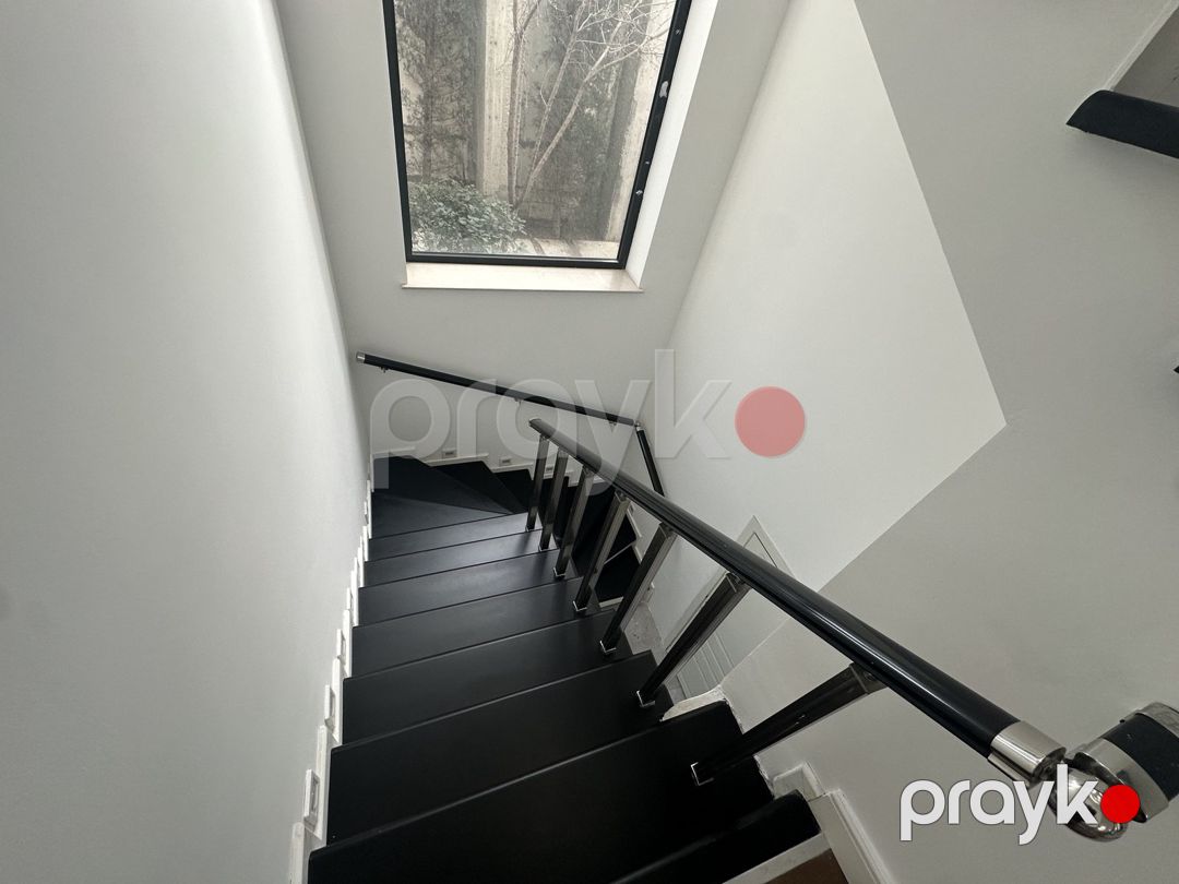 Satılır 6 otaqlı həyət evi/bağ evi 375.6 m² — Ev, villa, Bakı (10)