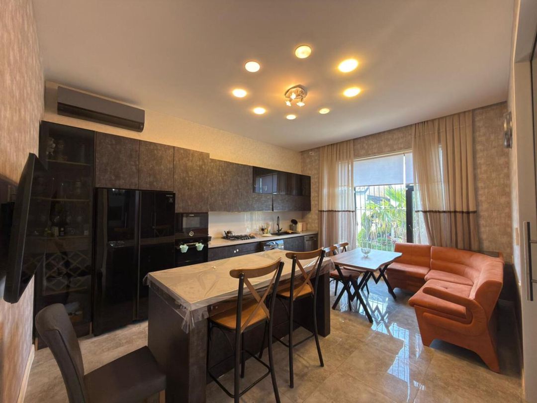 Satılır 5 otaqlı həyət evi/bağ evi 220 m² — Ev, villa, Bakı (9)
