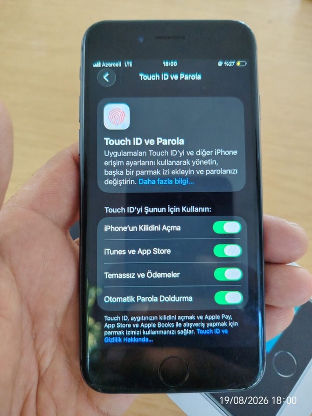 IPhone SE 2020, Qara, Barmaq izi — Apple iPhone, Bakı (9)