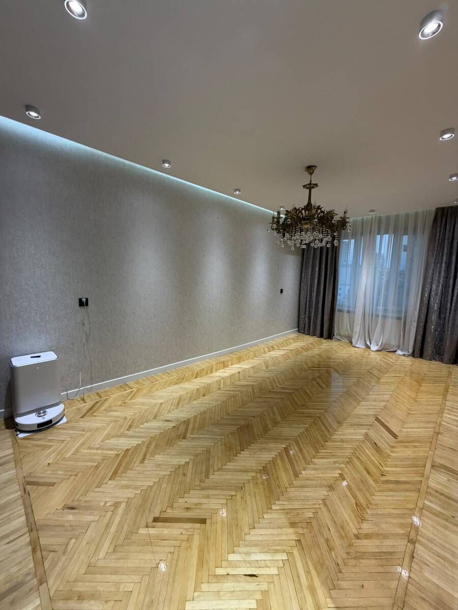 Satılır 3 otaqlı köhnə tikili 80 m² — Mənzil, Bakı