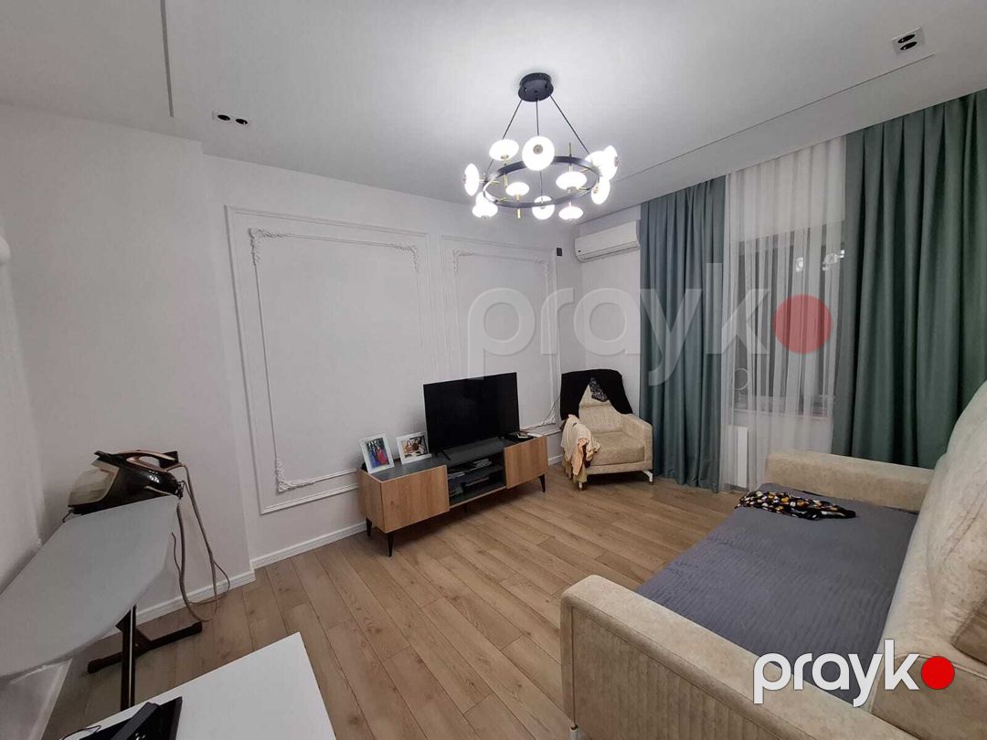 Satılır 4 otaqlı köhnə tikili 102 m² — Mənzil, Bakı (3)