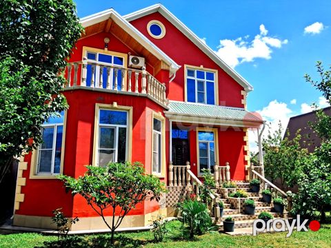 İcarəyə verilir 5 otaqlı həyət evi/bağ evi 200 m²