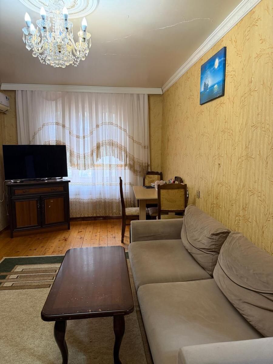 Satılır 2 otaqlı köhnə tikili 55 m² — Mənzil, Bakı (2)