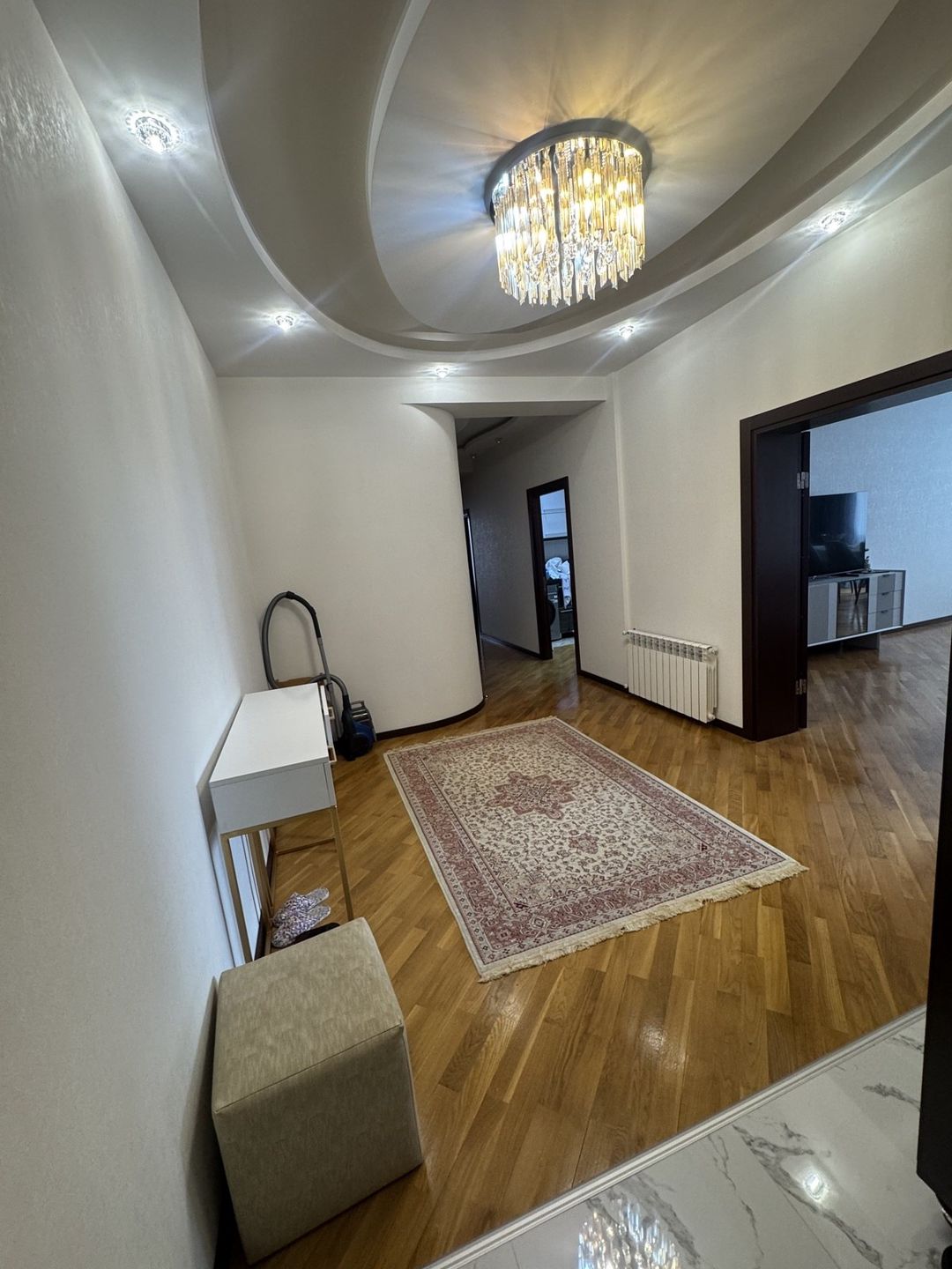Satılır 3 otaqlı yeni tikili 140 m² — Mənzil, Bakı (2)