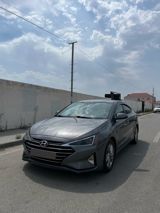 Hyundai Elantra, 2.0 L, 2019 il, 188 293 km — Cars