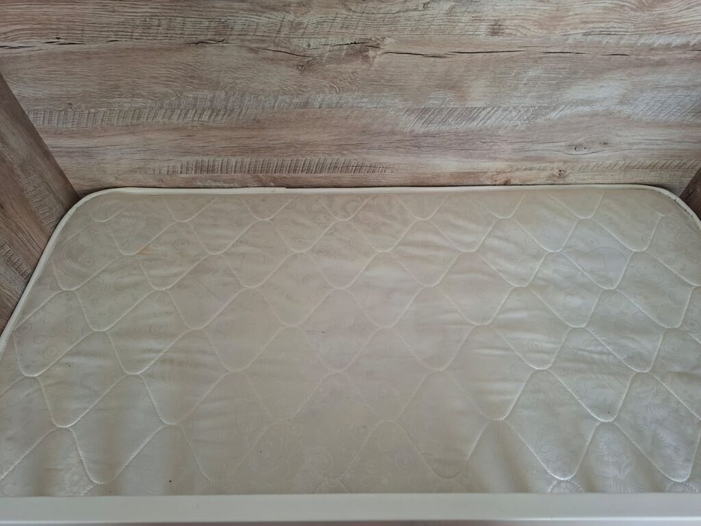 Bewik qiymeti 120man yaxwi veziyyetde matras var yellenur tek kravat — Mebel, Mehdiabad (2)