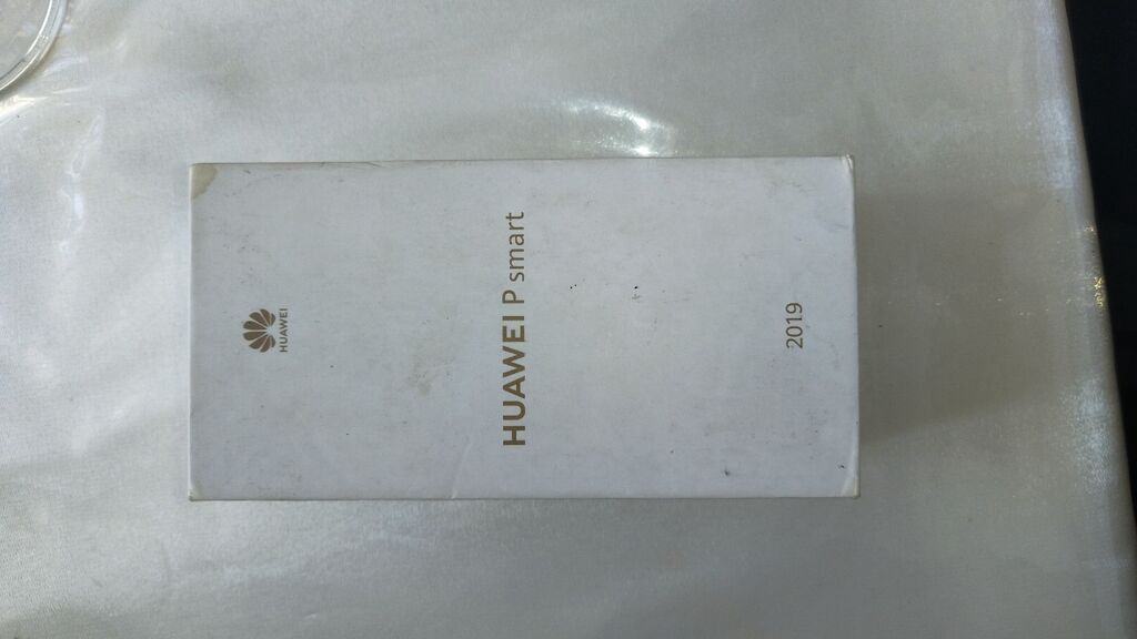 Huawei P Smart 2019, rəng - Qara, Barmaq izi — Huawei, Bakı (3)