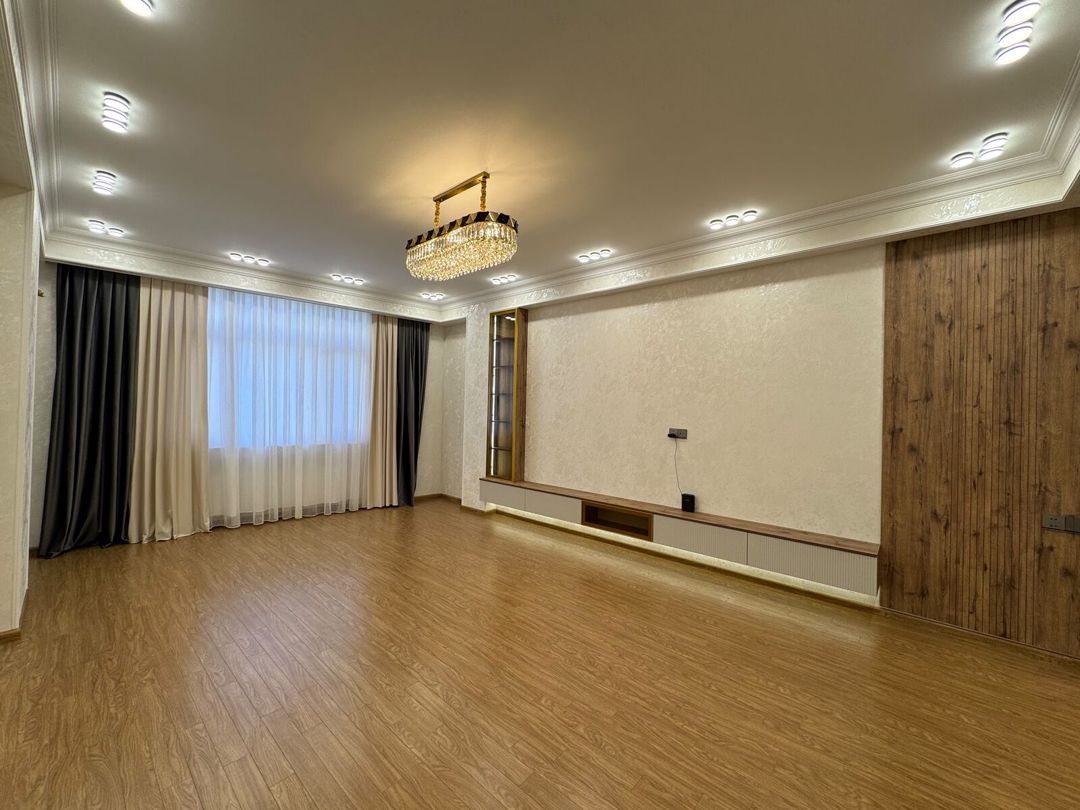 Satılır 3 otaqlı yeni tikili 140 m² — Mənzil, Bakı (5)