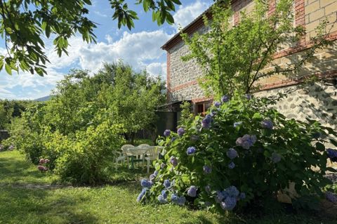 İcarəyə verilir 2 otaqlı həyət evi/bağ evi 100 m²
