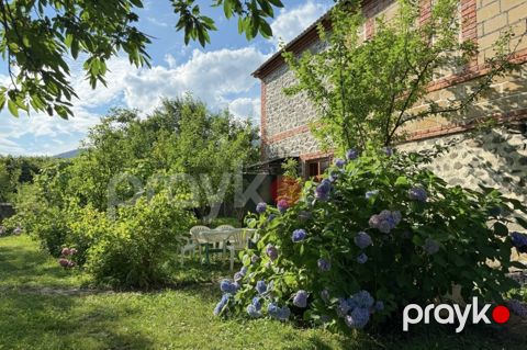 İcarəyə verilir 2 otaqlı həyət evi/bağ evi 100 m²